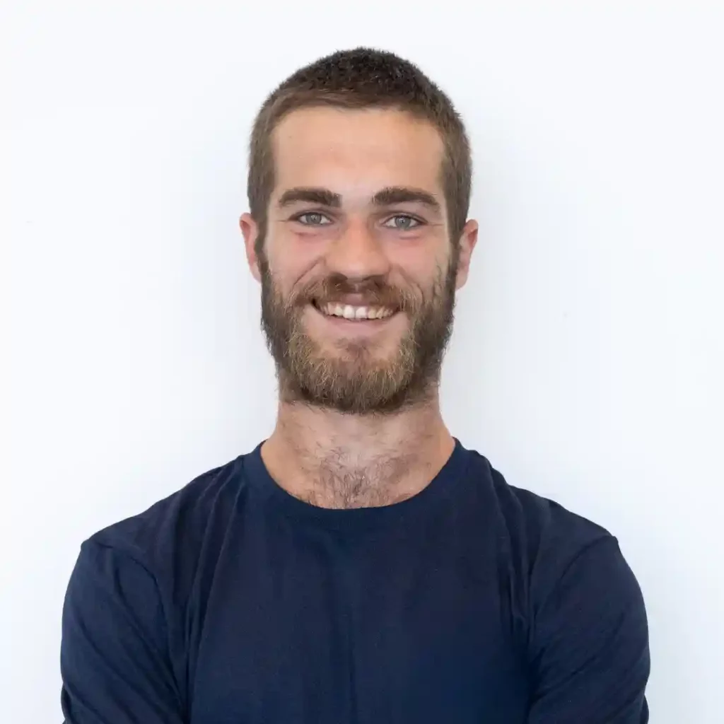 Portrait professionnel d’Adrien Mariaul, Production Manager et membre de l’équipe de la startup Fline